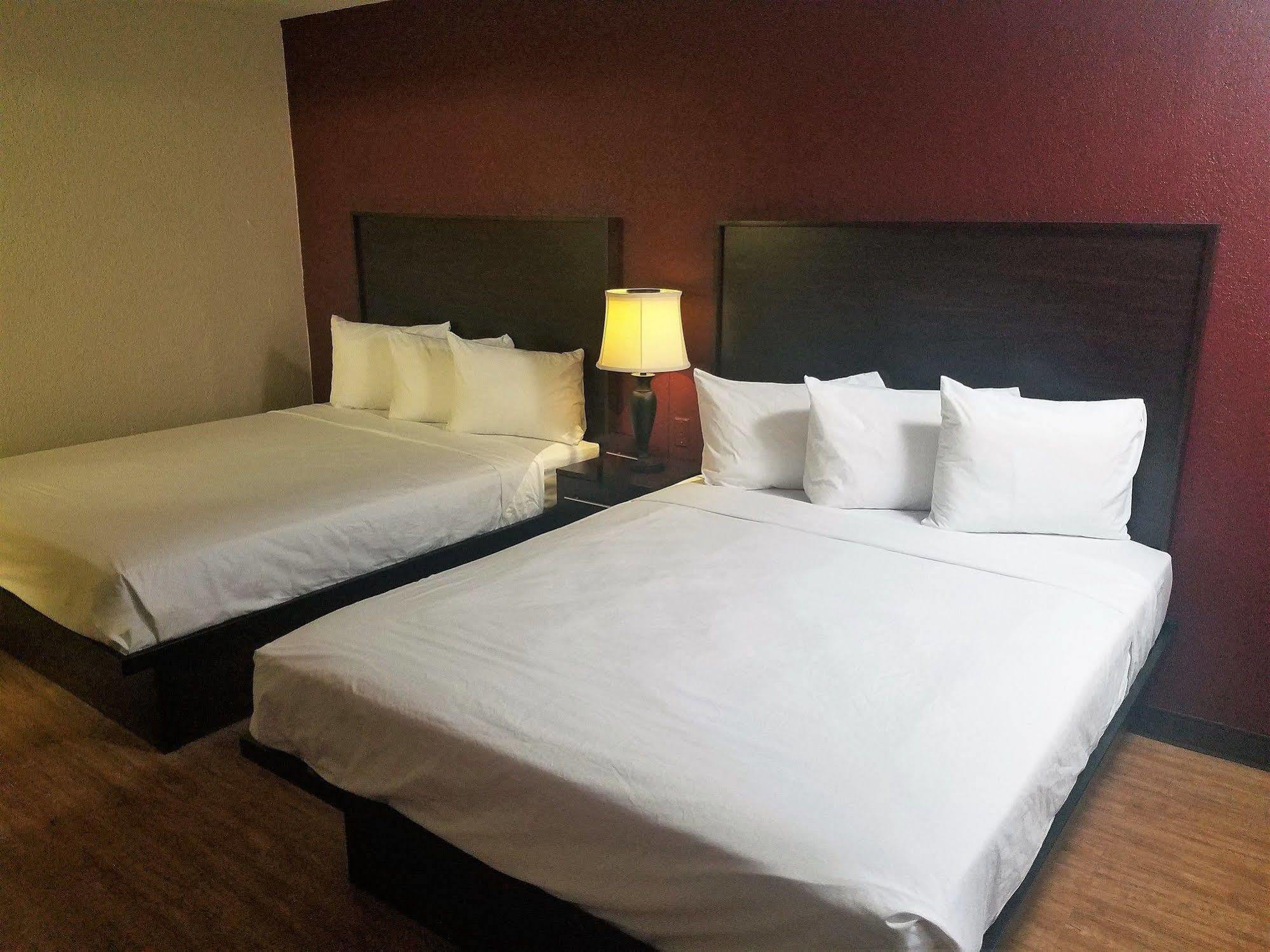 Motel 6 San Antonio Tx I 35 North Corridor المظهر الخارجي الصورة
