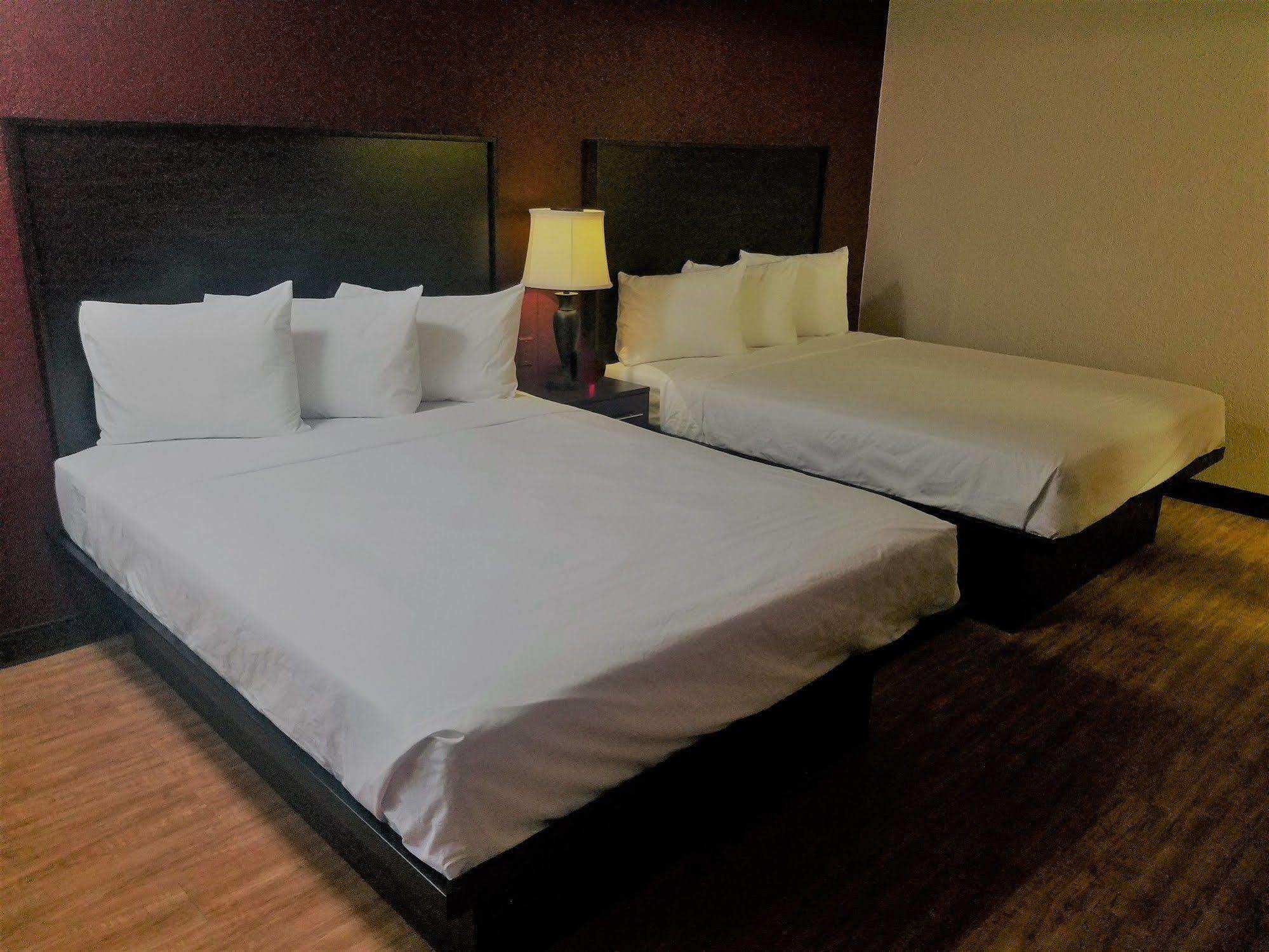Motel 6 San Antonio Tx I 35 North Corridor المظهر الخارجي الصورة